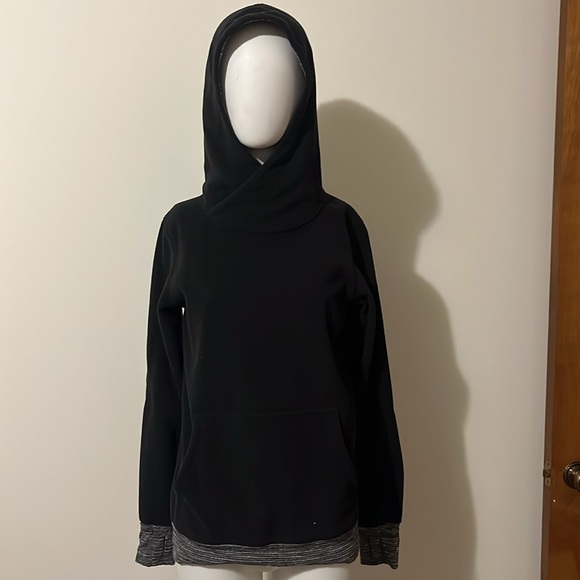Lululemon “Runaway Fleece” black hooded fleece sweatshirt - Picture 5 of 9